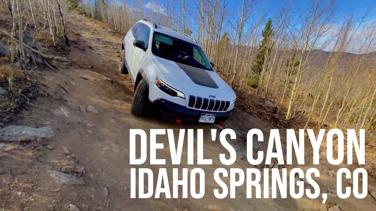 We take a Grand Cherokee on Devils Canyon!!